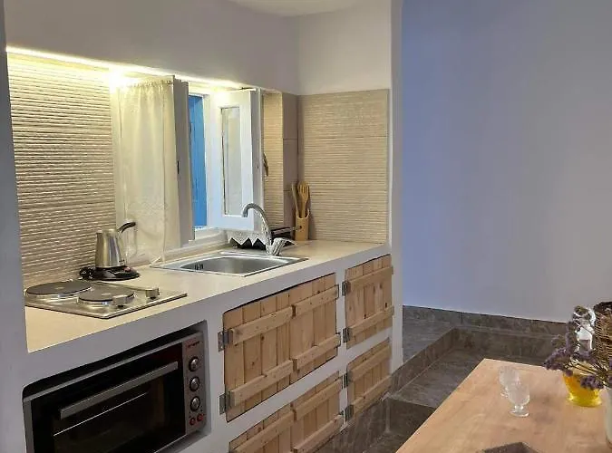 White In Naxos Town شقة Naxos City