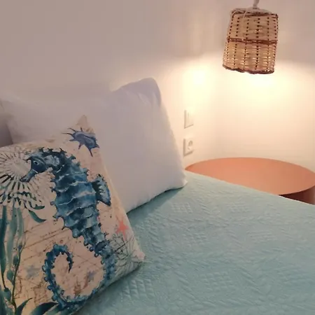 White In Naxos Town Апартаменты Naxos City