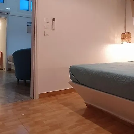 Апартаменты White In Naxos Town